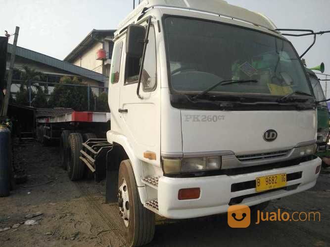 Nissan Cwa260 Tronton. Tahun 2008