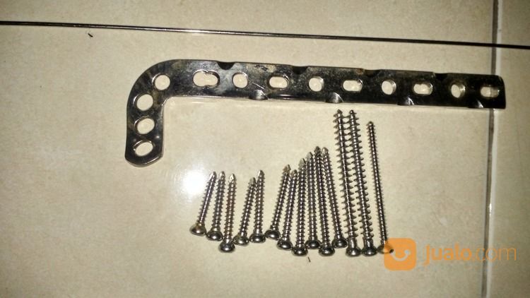 Pen Bekas Operasi Tulang