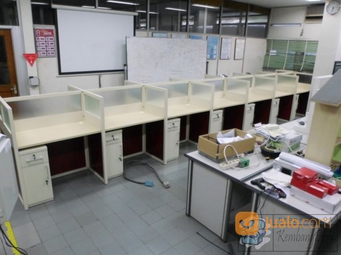 Meja Partisi Real Bongkar Pasang