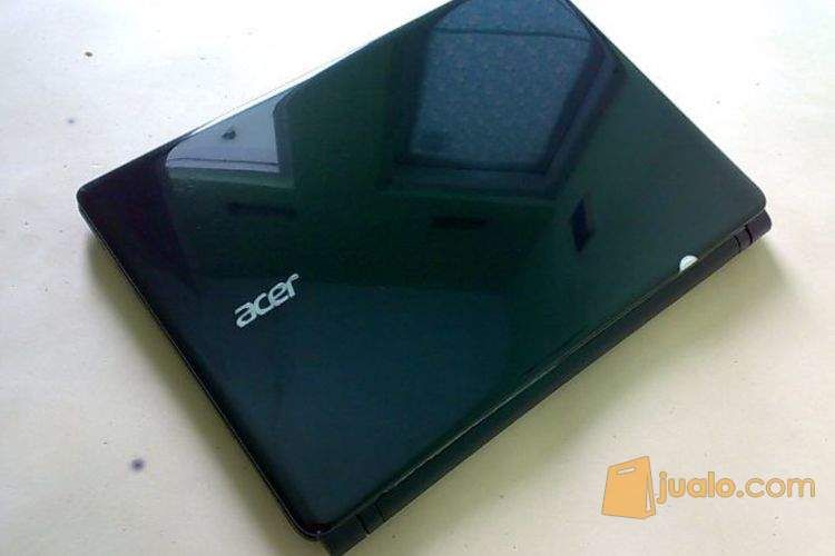 Laptop Acer core i3 ivyBridge E1-470,mulus seperti baru, segel, mormal