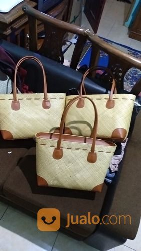 Tas Anyaman Pandan Warna Kuning Rotan