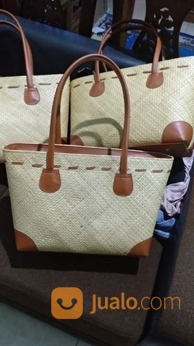 Tas Anyaman Pandan Warna Kuning Rotan