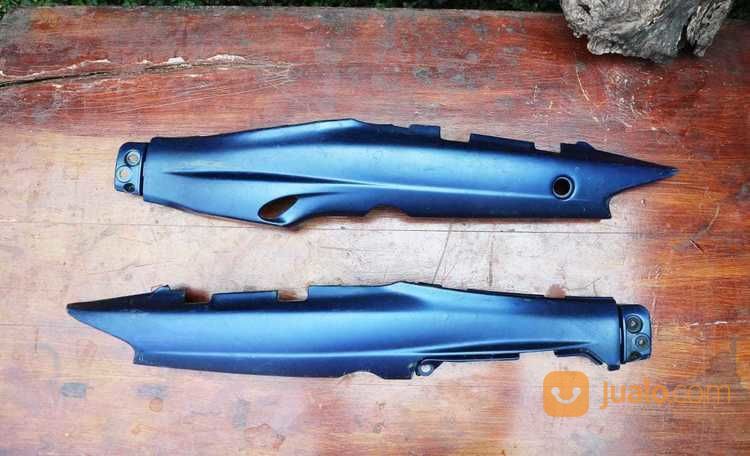 Cover Body Samping Yamaha F1ZR Dan Vega R