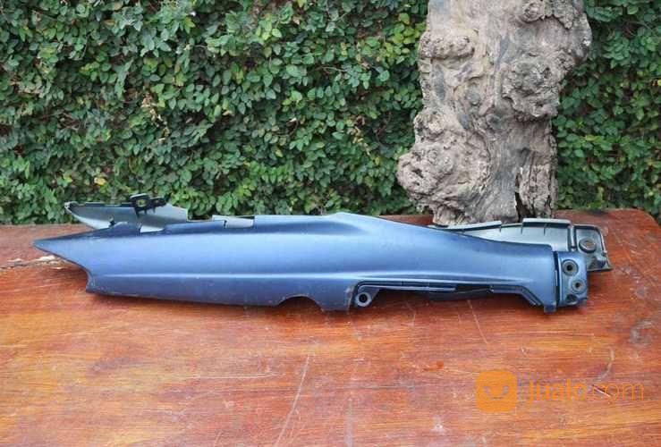 Cover Body Samping Yamaha F1ZR Dan Vega R