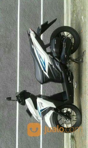 Motor Bekas Vario 125 LED 2016 Putih Bandung