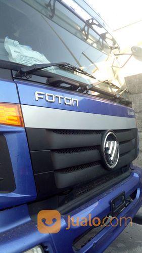 Truck Foton Daimler Tractor Head 4x2 290 HP