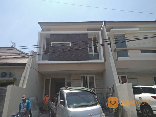 Rumah Baru Minimalis Di Manyar Tirtoasri
