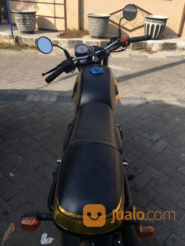 Benelli Motobi Cafe Racer Seperti Baru