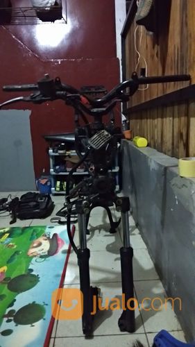 Shock Depan Jupiter Z1