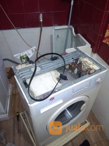 Service Mesin Cuci Electrolux Lux Royal
