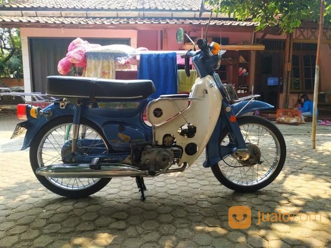 Honda C70 Tahun 1974 Full Original Mulus Warna Biru Barang Langka