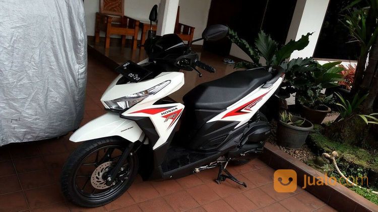 Motor Bekas Semarang Honda Vario 125 Tahun 2015 Pajak Baru