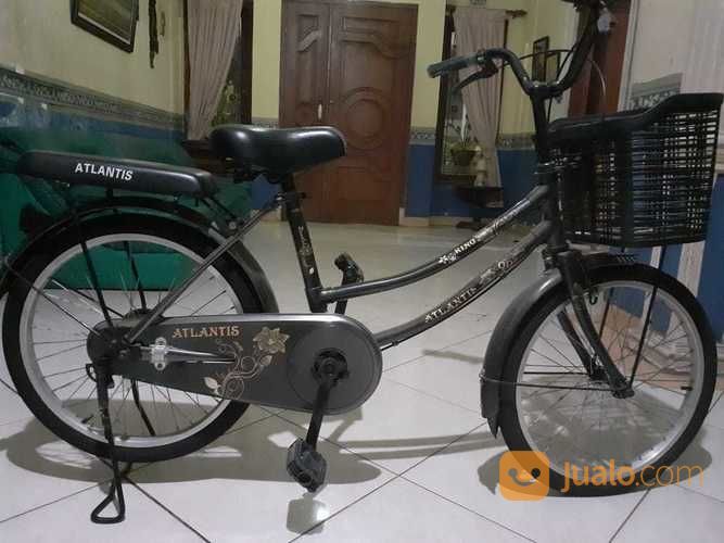 Juwl Sepeda Mini Bekas Merk Atkantis