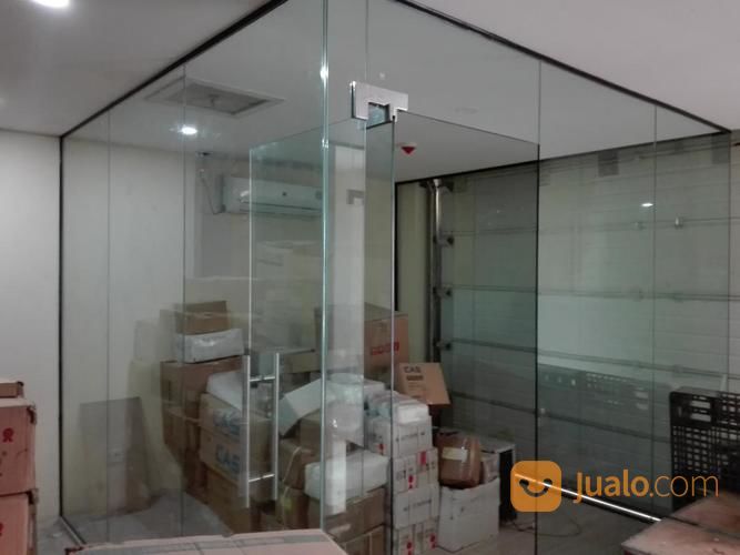 Sekat Partisi Kaca Kantor