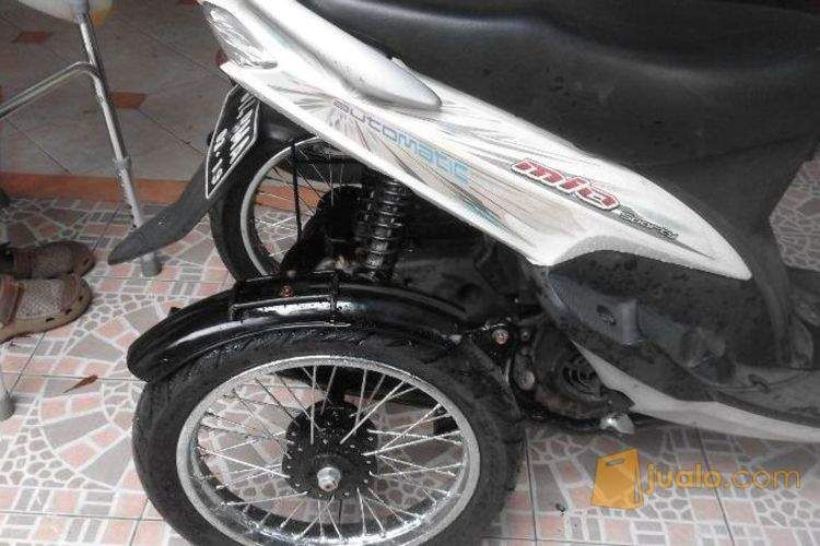 Motor modifikasi roda tiga