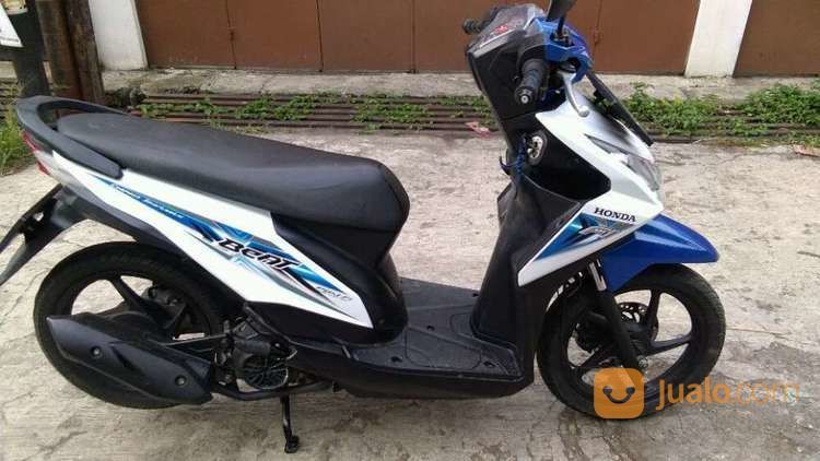 Honda Beat Tahun 2015 Biru-Putih