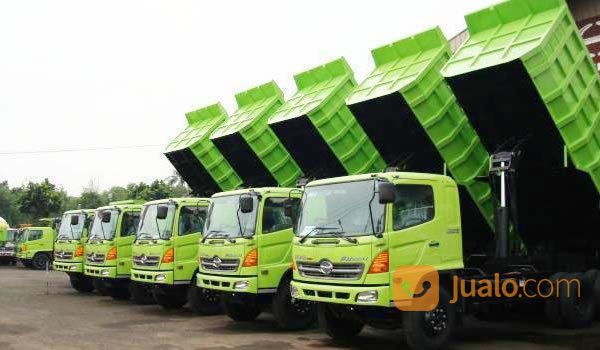 Truk Hino Di Lamongan