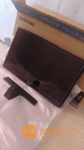 Tv Samsung Lcd 24 Inch Barang Mulus Tanpa Lecet Atau Kerusakan Sedikit Pun