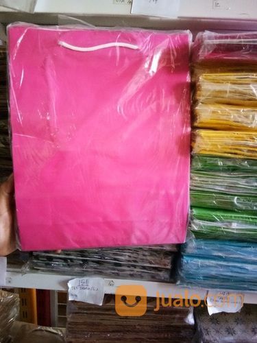 Paper Bag Polos Warna Warni Kertas Laminasi (149)