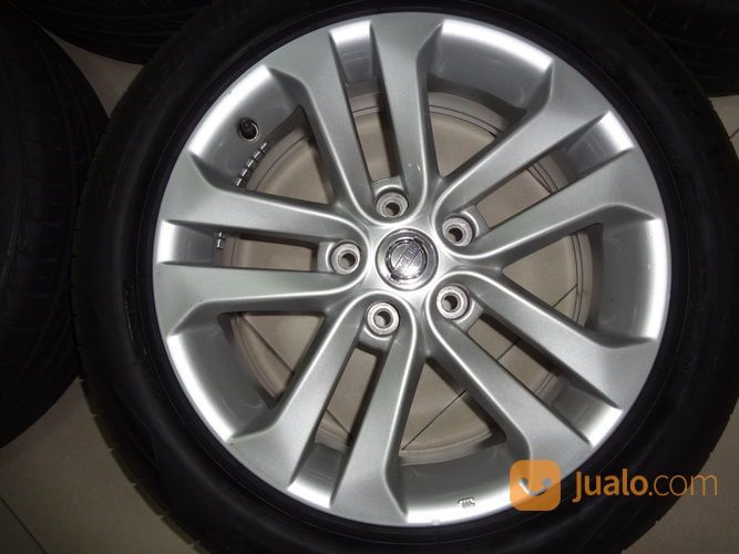 Velg Oem Nissan Juke + Ban