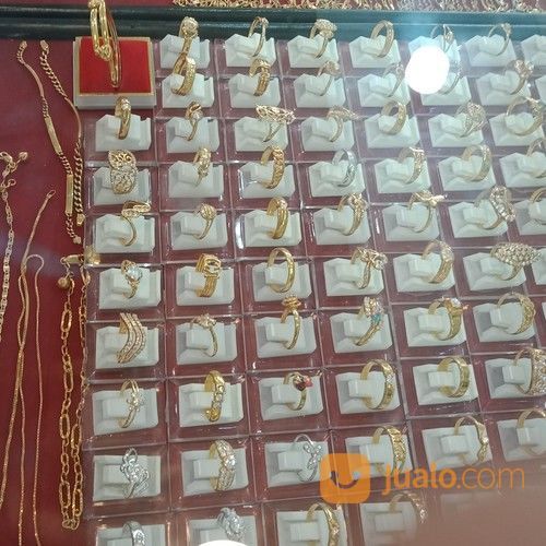 Emas Murni Dan Perhiasan