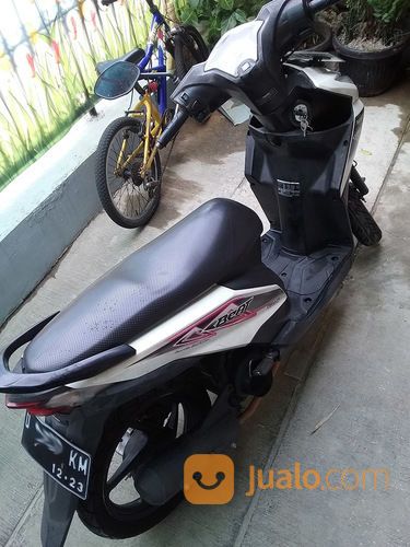 Honda Beat FI 2013 Putih Kodya Bandung