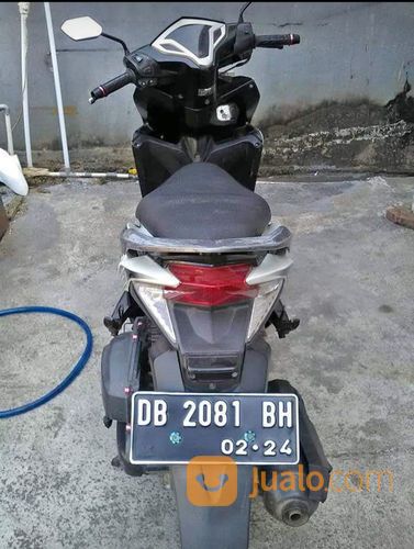 Honda Vario Warna Putih Tahun 2014 Mulus