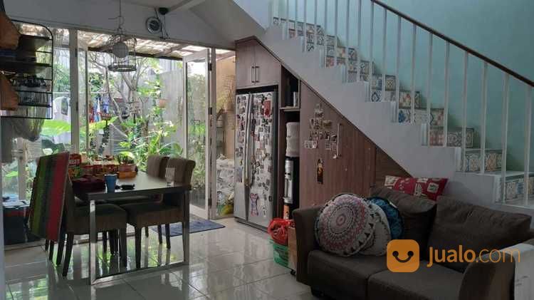 Rumah Nyaman Dua Lt Cluster Mewah Premier Estate Cipayung Bambu Apus