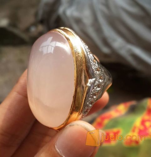 anggur serat kura, isi air (banyu manik, telaga ngembeng)