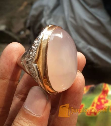 anggur serat kura, isi air (banyu manik, telaga ngembeng)