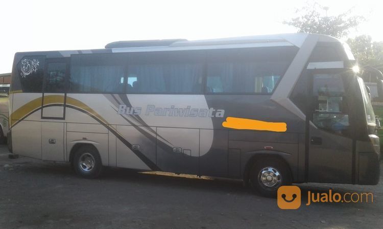 Bis Isuzu NQR Seat 35