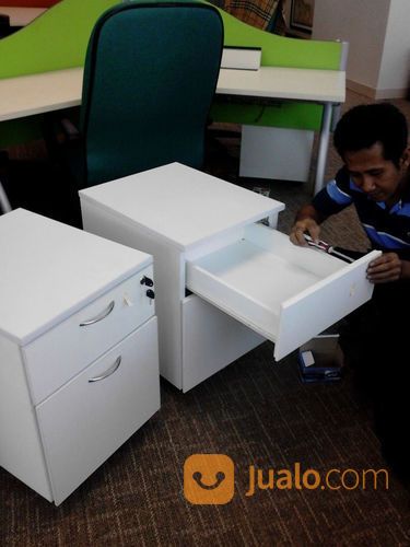 Jasa Pasang Kunci Laci Meja