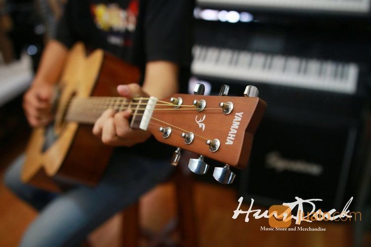 Gitar Akustik String Yamaha F310 Original