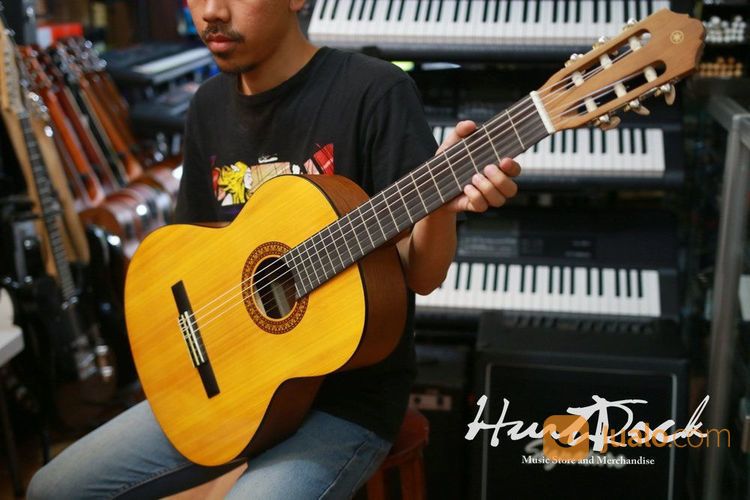 Gitar Akustik Nylon Yamaha C315 Ori