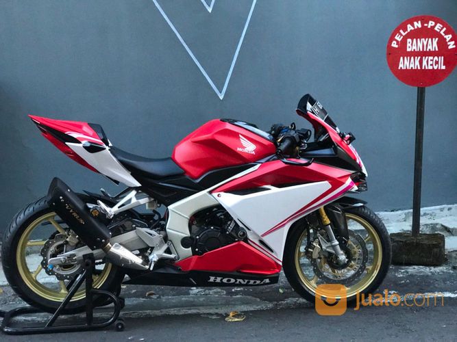 Honda CBR 250RR Kondisi 99,99% Seperti Baru