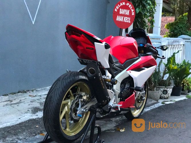 Honda CBR 250RR Kondisi 99,99% Seperti Baru