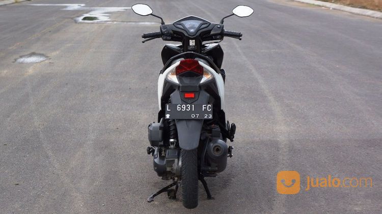 Honda Vario 125 CBS ISS Putih 2013