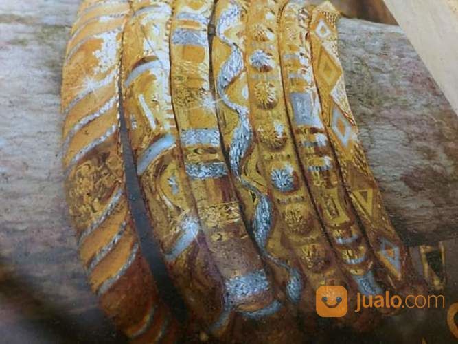 Beli Perhiasan Emas Dan Berlian Tanpa Nota