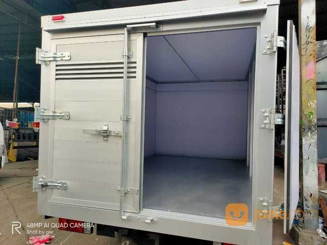 Isuzu Traga Box+Topi Cabin