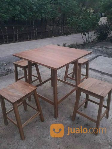 Meja Kursi Cafe Satu Pasang