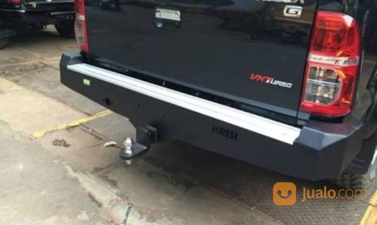 Bumper Belakang Toyota Hilux