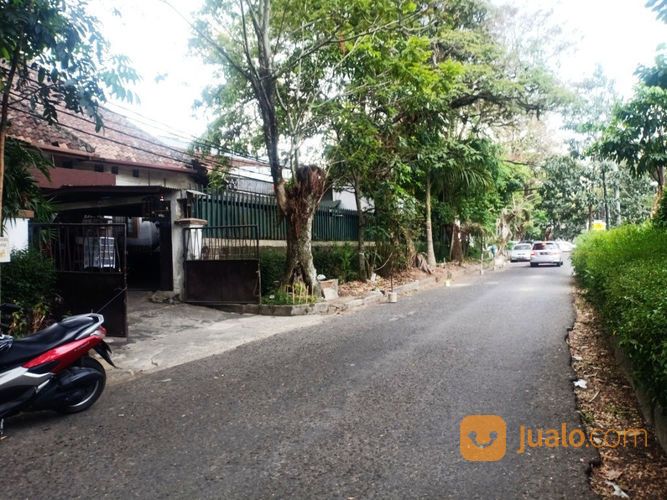 Rumah model Belanda sayap Dago dekat sekolah Aloysius