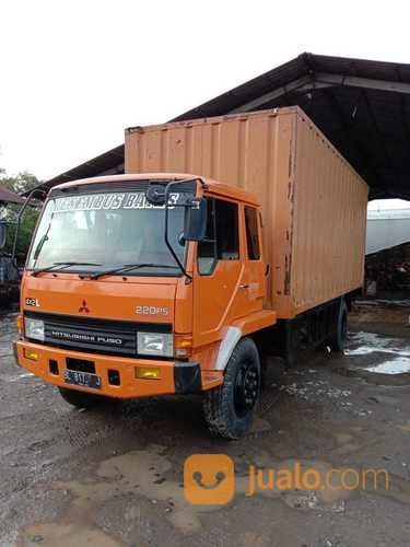 Truk Engkel Bak Besi Mitsubishi Type FN 517 HL Tahun 2014