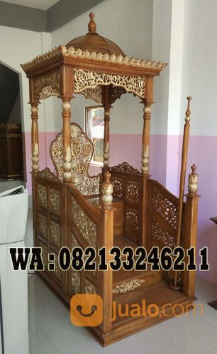 Mimbar Masjid Tangga Depan