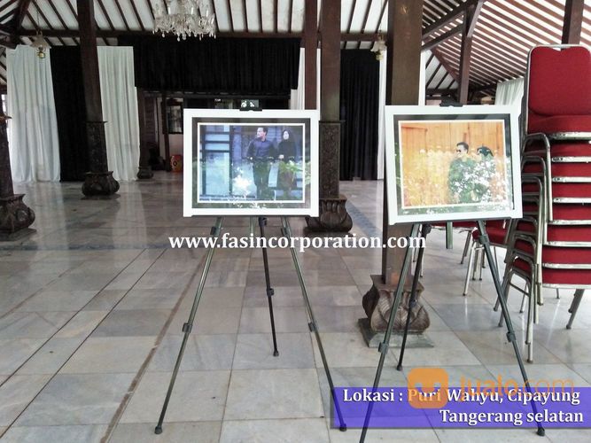 Sewa Standing Frame Atau Standing Foto Antar Jemput