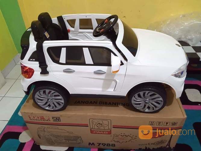 Mainan Anak Mobil Aki BMW PMB M7988