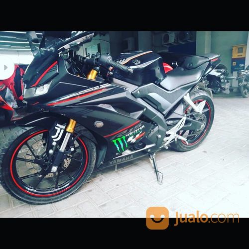 Motor Yamaha R15