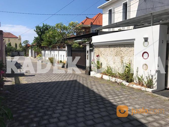 Rumah Villa Sekar Sari Kesiman Denpasar Dekat Sanur