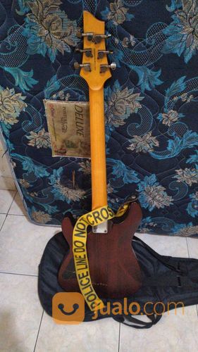 Satu Paket Alat Musik Jadul Klasik..