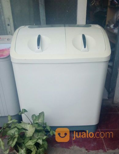 Mesin Cuci Merk AKARI